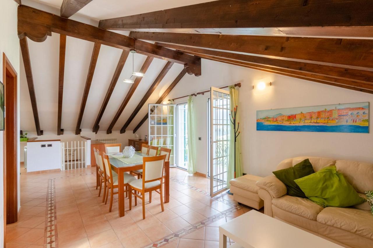 Ca' Do Pescou, Charming 2,Bedroom Apartment With Stunning Hill Views Overlooking The Greenery راباللو المظهر الخارجي الصورة